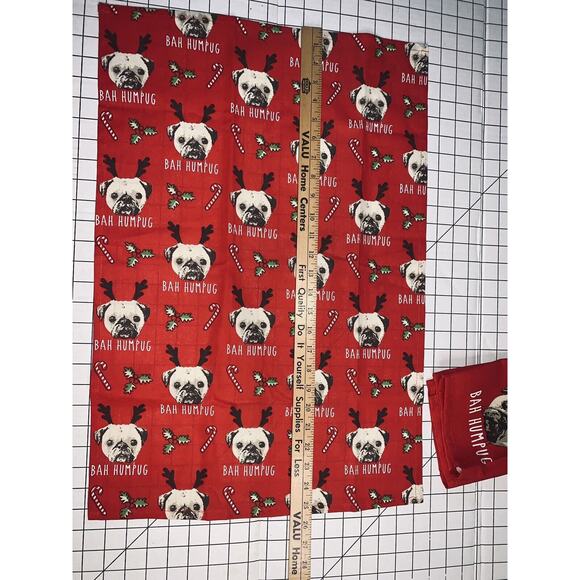Pug Cooksmart Tea Towels Bah Humpug Cotton Unused No Tags or Pkg Red Christmas - Picture 8 of 9